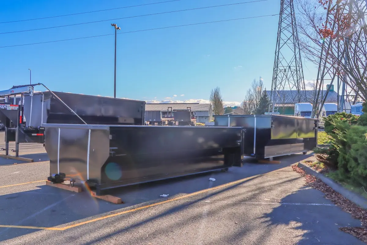 Professional dumpster rental and junk removal service in Vero Beach South